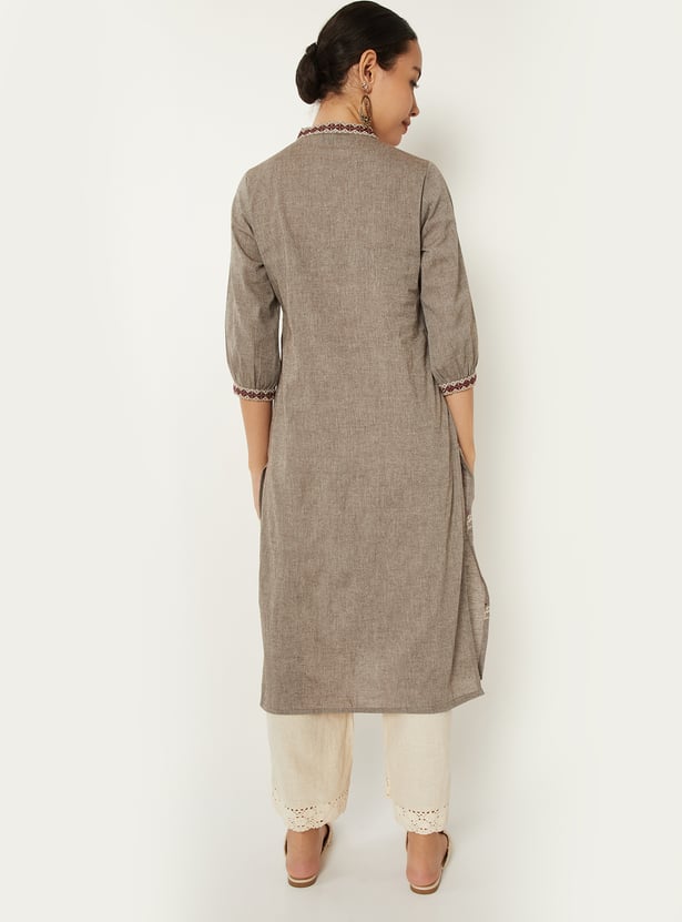 Women Embroidered Straight Kurta