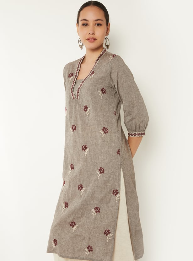 Women Embroidered Straight Kurta