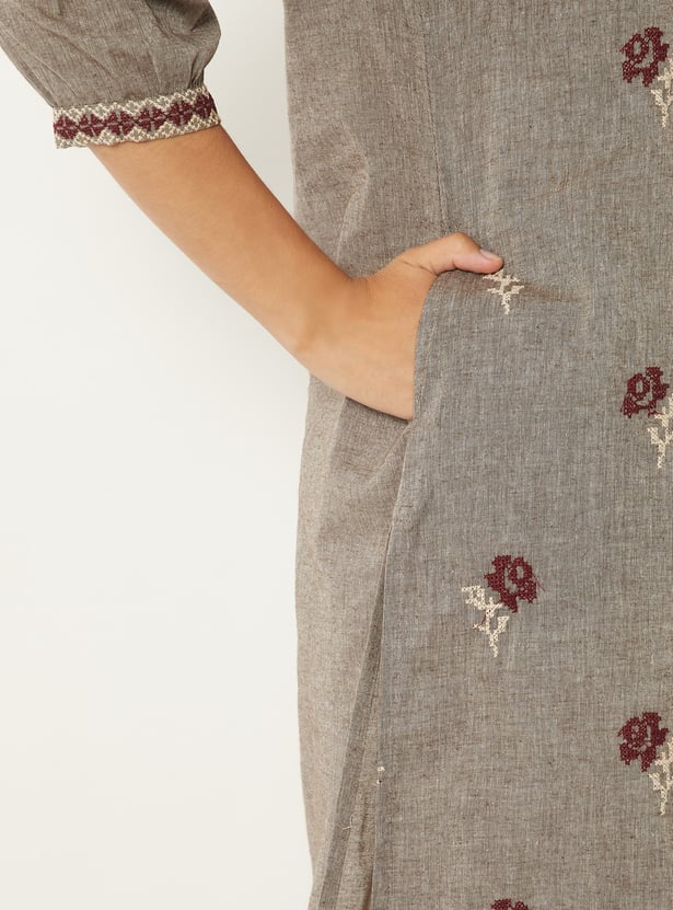 Women Embroidered Straight Kurta