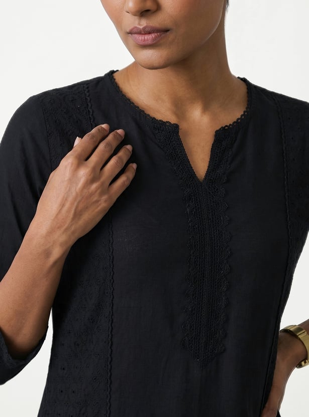 Women Solid Straight Kurta with Trousers